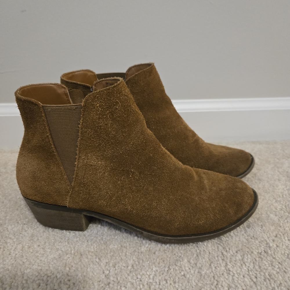 👢Kensie Tan Suede Ankle Booties